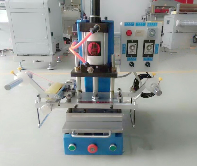 小型氣壓香蕉视频18在线观看