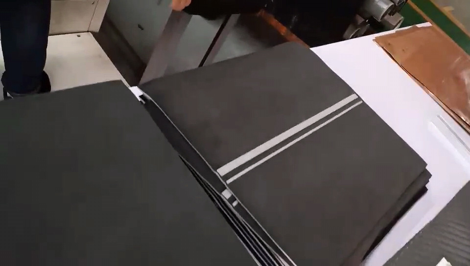 多功能全自動高周波壓花機 多功能全自動高周波壓花機